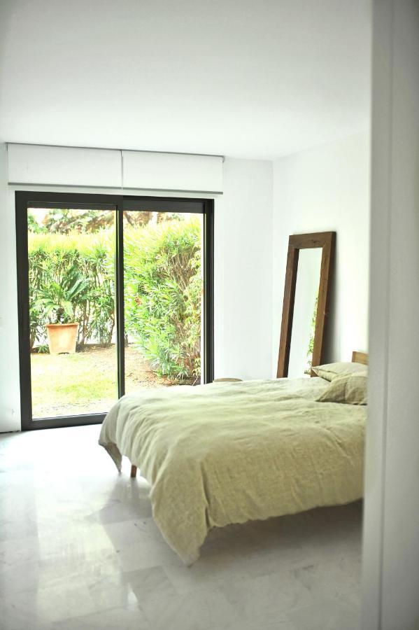 Bright Apartment In The Hills Of Elviria Malaga Exterior photo